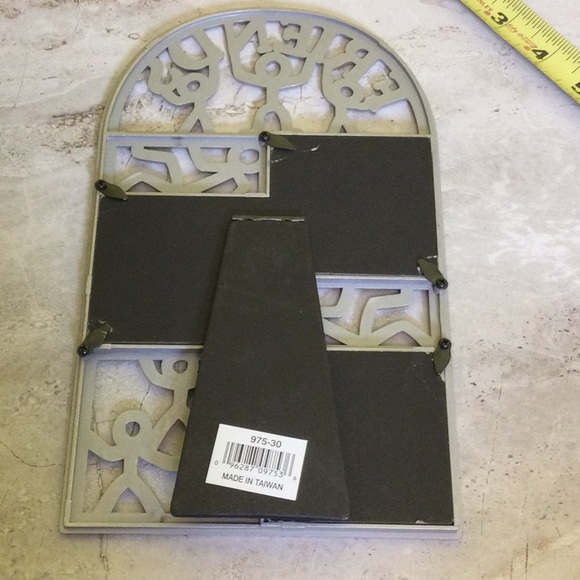 Gray brushed metal stick people friends frame - Picture 10 of 10